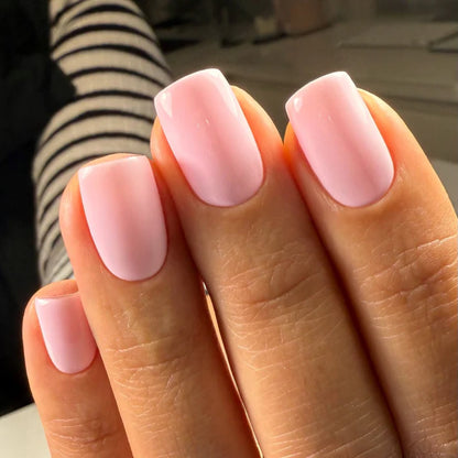 Camouflage Rubber Base Coat - creamy pink , 10ml